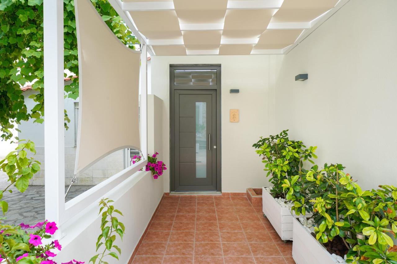My Happy Place Potos Exterior photo